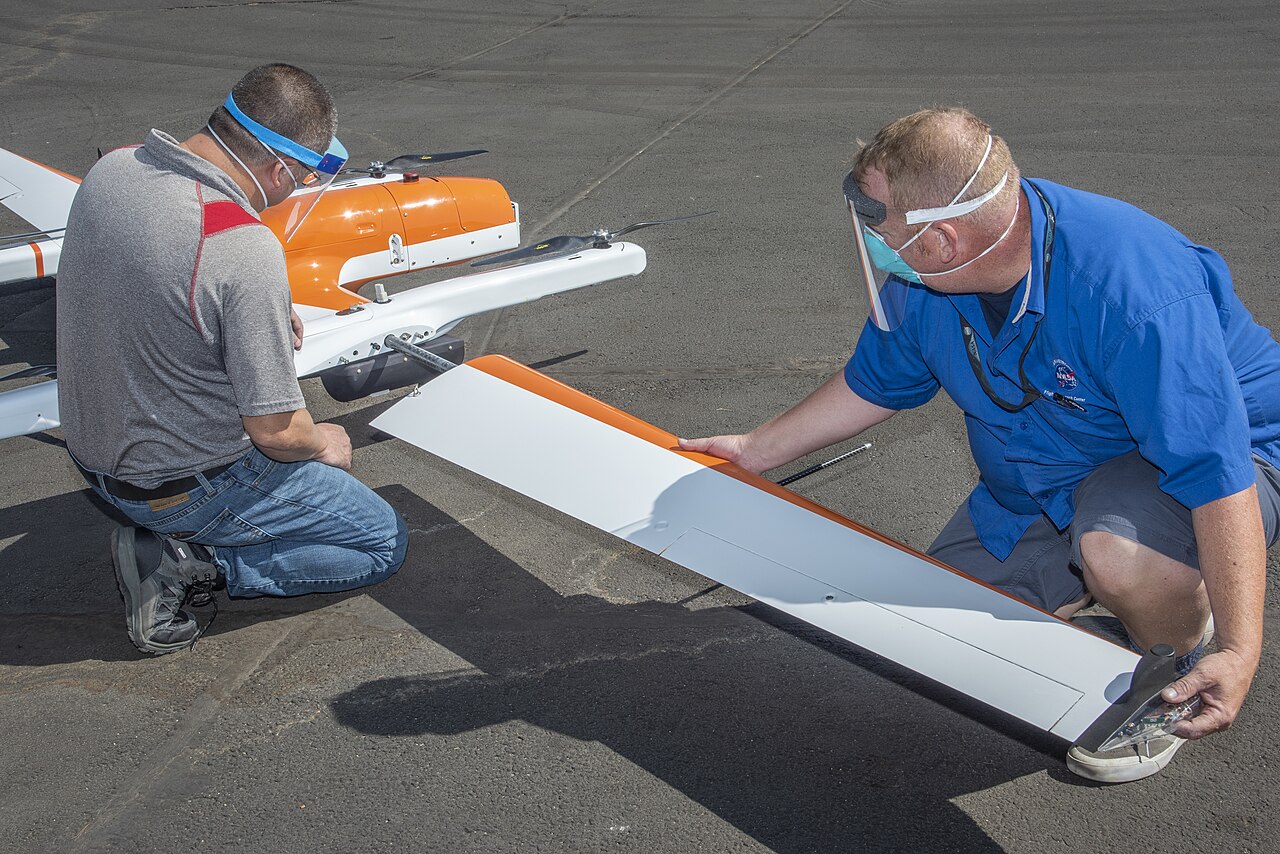 HQ-90 aircraft arrived and assembled at NASA's Armstrong Flight Research Center (AFRC2020-0108-25)